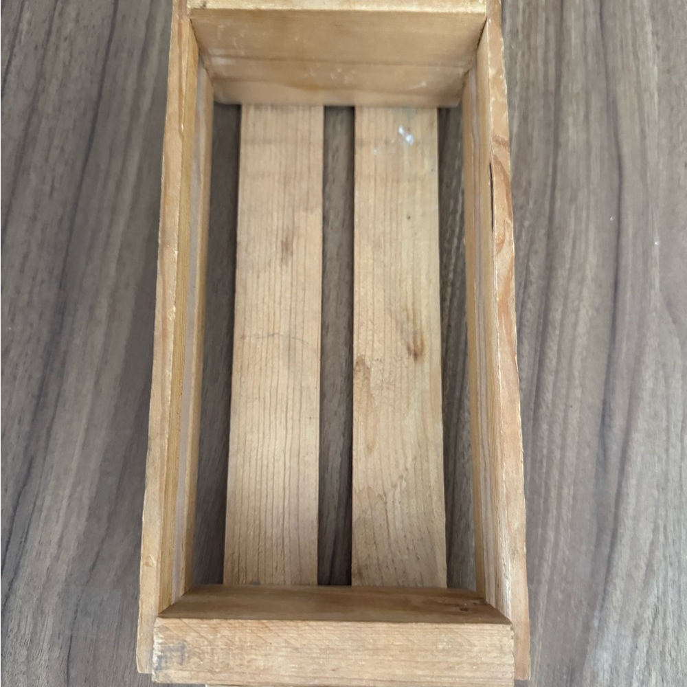 Small thin Wooden Crate